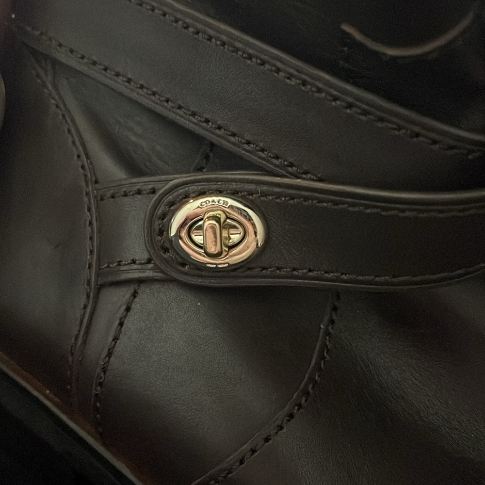 Coach Brown Leather Tall Boots. 💋FINAL SALE PRICE💋 - Picture 7 of 7